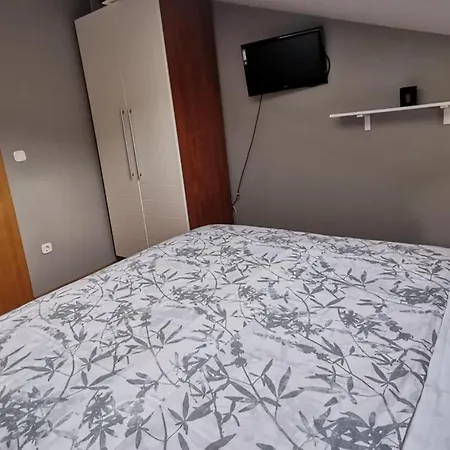 Apartamento Seaside With A Swimming Pool Pag - 6412