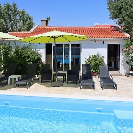 Seaside With A Swimming Pool Pag - 6412 Апартаменты