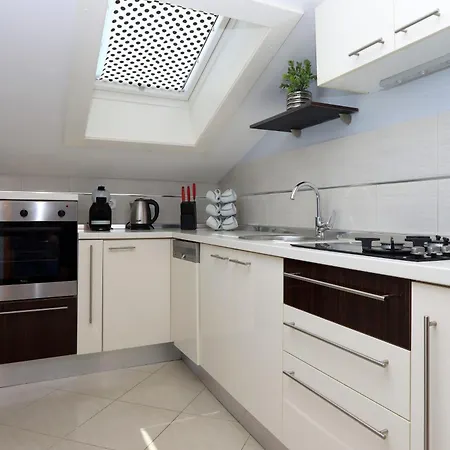 Apartmán Seaside With A Swimming Pool Pag - 6412
