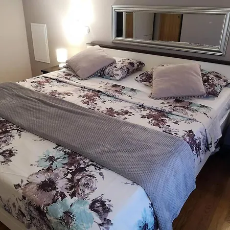 Seaside With A Swimming Pool Pag - 6412 Apartamento